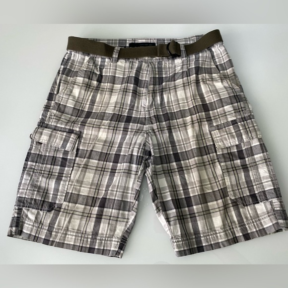 Cargo Shorts Green & Grey Plaid Casual Classic Timeless Shorts - Size 34 - Picture 2 of 7